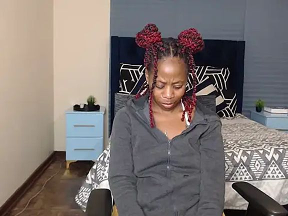 QUEENMANDYY