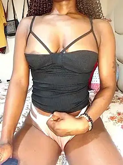NicRaisaa