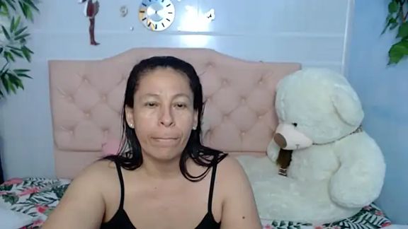 mature_martina