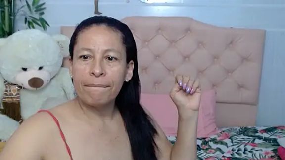 mature_martina