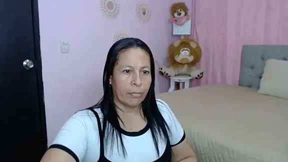 mature_martina