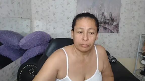 mature_martina