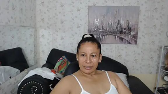 mature_martina