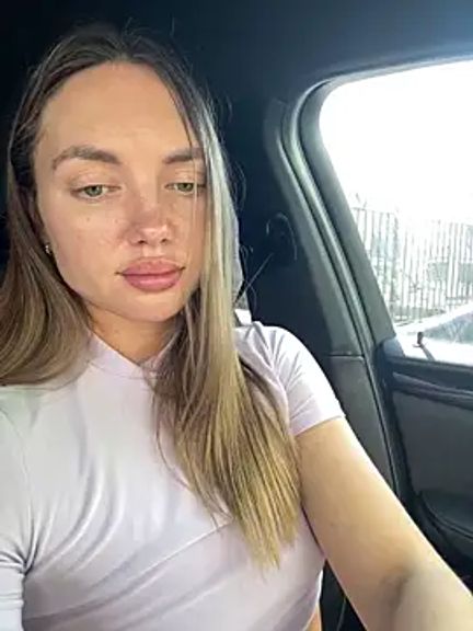 AngelinaMoore