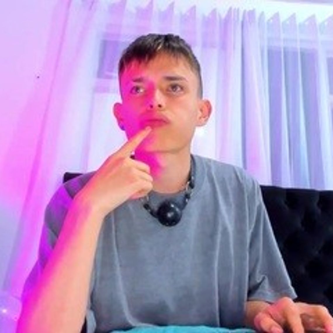 Justiin_Moon