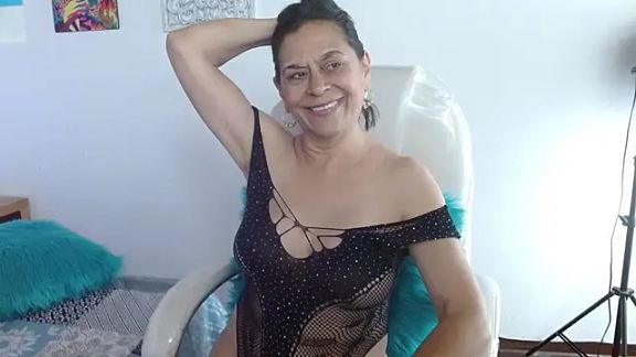 ROXANA_MILF1