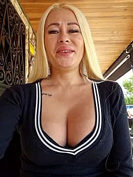 MILFBARBY